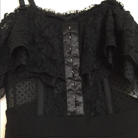 Express Black lace jumpsuit - Picture 4 of 6